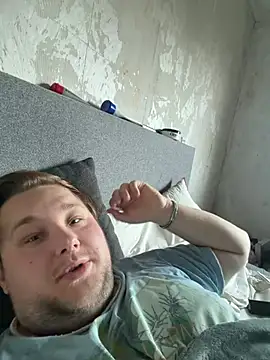 CurvyPaar2 - Show Asshole & 2 Videos