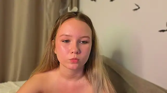 Queenneee - remove the top