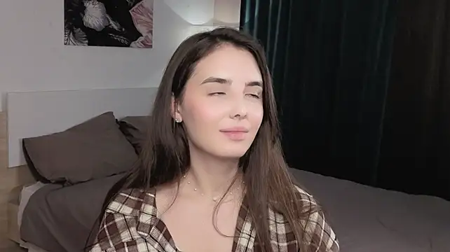 JuliDahill