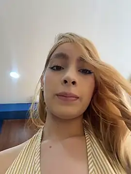 Isabella-gaviria - SQUIRT AT THE MALL (PUBLIC)💧💧