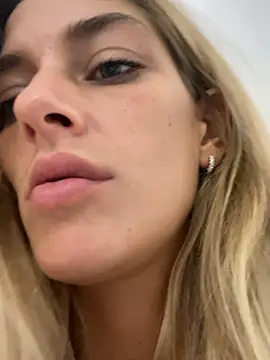 Bellalolahot - Deux god un pussy un anal en même temps