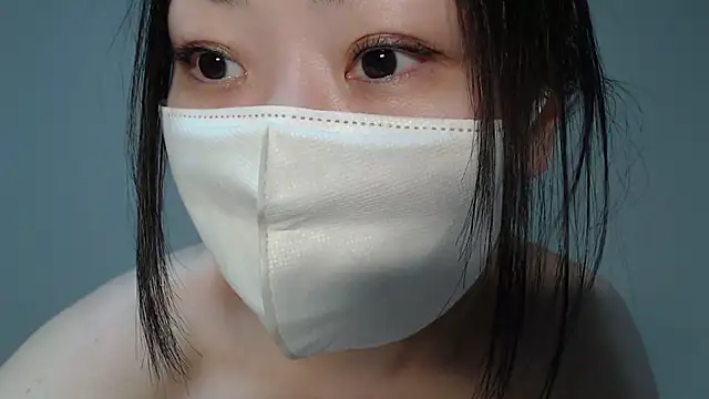 Hika-Channel - クリ飛び出しそうなパールパンティ履く
