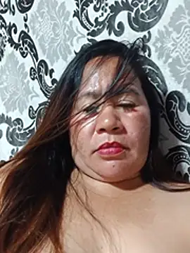 Babyloves69 - FINGGER PUSSY AND RUB TITTS