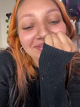 Zaiky_Noiry - Spank ass x10, show ass hole close up