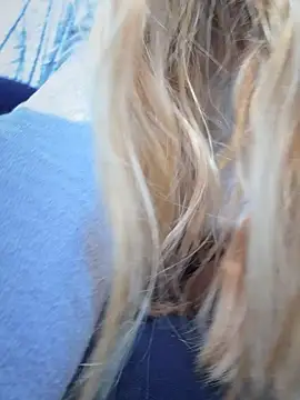 GoldenFlameGoddess - Sinful Sunday
