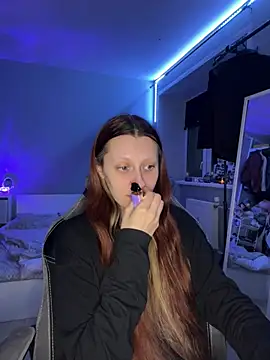 Mililissa - to be left in nothing but one's panties