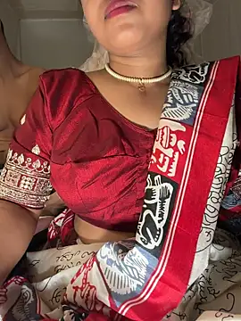 Village_sexy_girl - Jump without bra