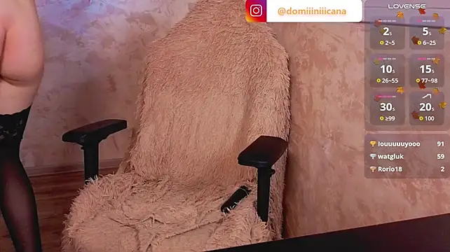Domiiiniiicana - Sit on your face (Move the cam