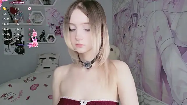 Meganami - lower my shorts