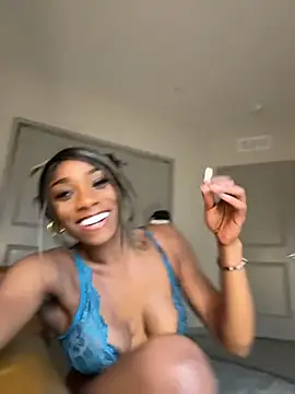 MelaniMelanin - Oil ass 💧🔥