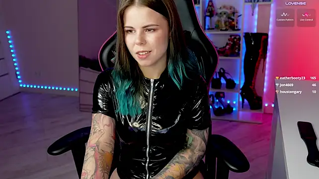 QueenAliceX - Give me pleasure