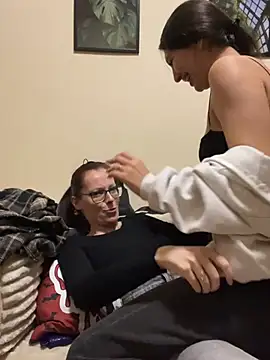 RussianGirls_ - SHOW ASS + TWERK + GIFT