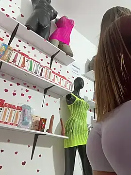 Rapunzel069 - show ass + oil + Spank ass 5x 🍑👋+