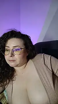 Elissa_Floyd__ - fingering pussy 2 minutes