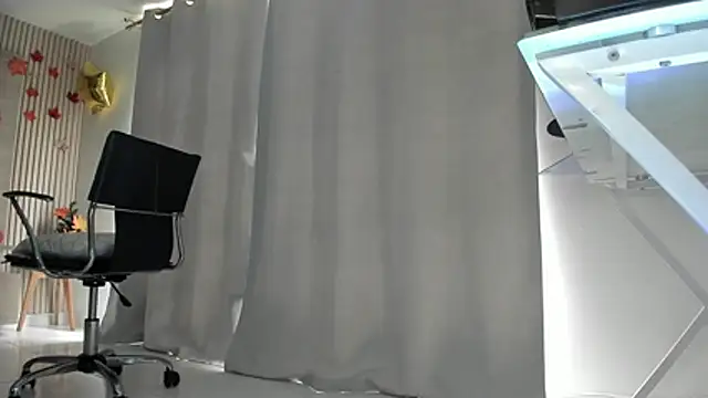 Dalilaoficials1 - Gravity in pussy