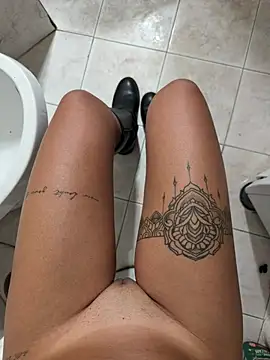 Thegirlofthemirror - Doggy e culo aperto