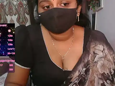 Pavani-Darling - ice on boobs in 5 mins