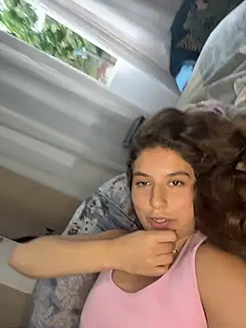 Isadoramacici - começando por aqui, pessoas novas?🙈☺️