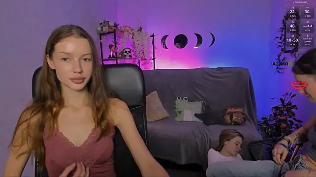 Khloebeauty - show titis 2 girl