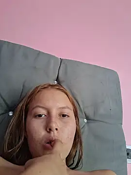 Khelmi - squirt fountain in my pussy virgin