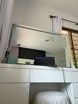 Lia_ass_ - FINGERS IN MY WEEEEETT PUSSY💦💦