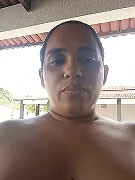 XXXVII- - Mostrar o peitinho