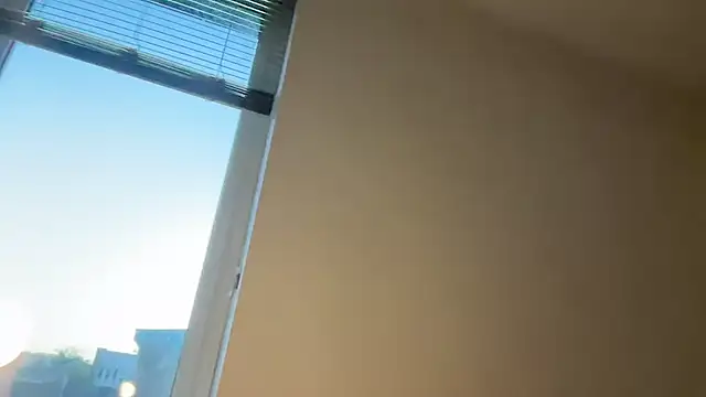 Jessicapearsonsx - You Guess & I Strip 🎶
