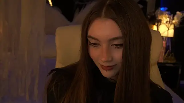 Dark_Brii - ass tease