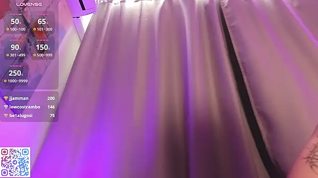 Rita_Myers - Show my pussy in close-up detail