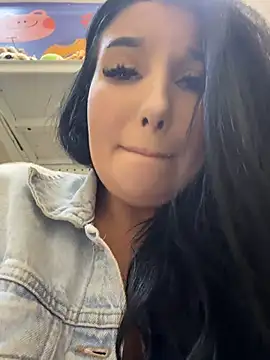 Tisha_Busty - WALKING w NAKED BOOBS around in SHOP