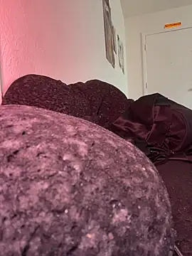 Reecieofficial - Cum Show/Squirt Show