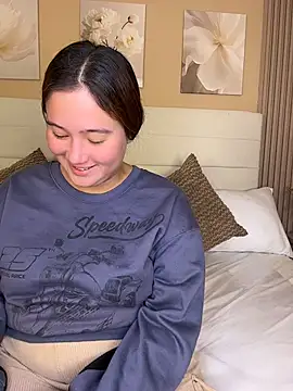 Brittany_6 - spank my ass x5