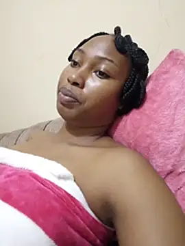Nasty_boo_boo - spoil the queen