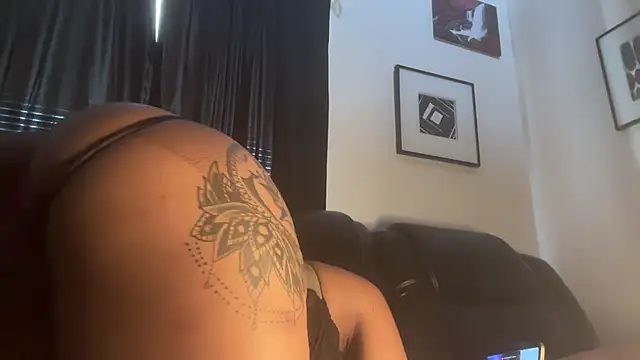 Odbodu - Bounce that fat ass on torso on floor