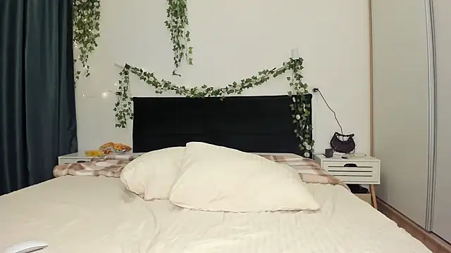 AshleyTheDoll - naked at goal. 150-60s control