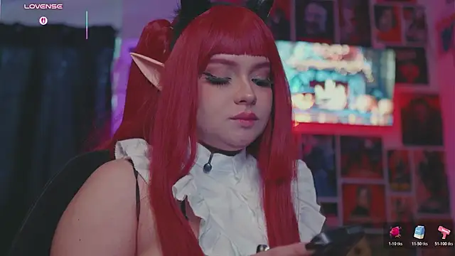 Sensualkattt - 2 fingers in pussy