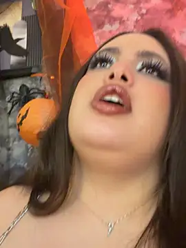 Blair_Curvy - Spank ass x22