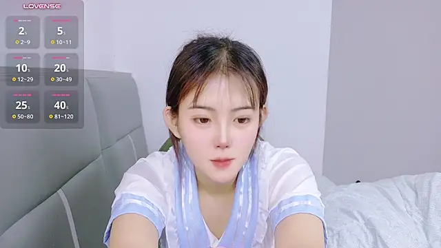 UU-uuu - V腿 比奶心