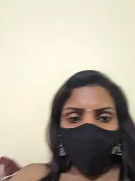 Tamil_Riya143 - Boobs oil massage show