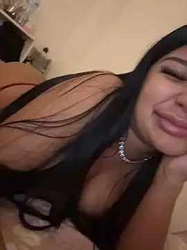 Secretsscharlott - Suck tits