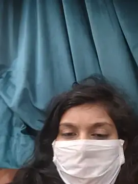 Indian_priya_ - Face in public