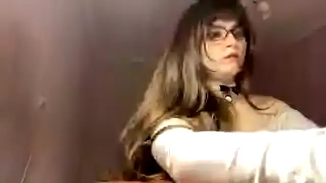 ElizzaLilla - bend down in front of the camera 1 min
