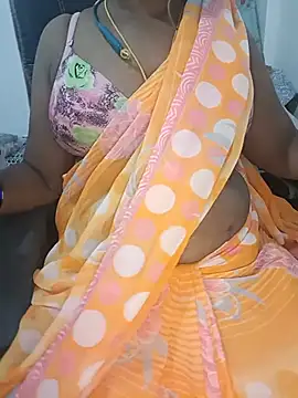 Tamil-hotwife - Ass show