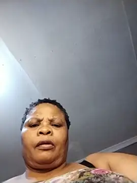 Bbw255 - clapp my ass and dance nude