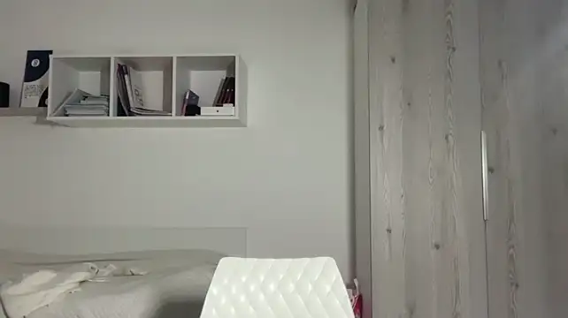 Rubymoonv - Squeeze and softly slap my boobs x11🤭