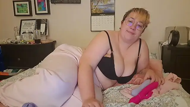 Powerpuffprincess - take off my clothes and make me orgasm