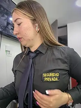Suzy-111 - 😈COWORKER Slap my ASS X10🍑