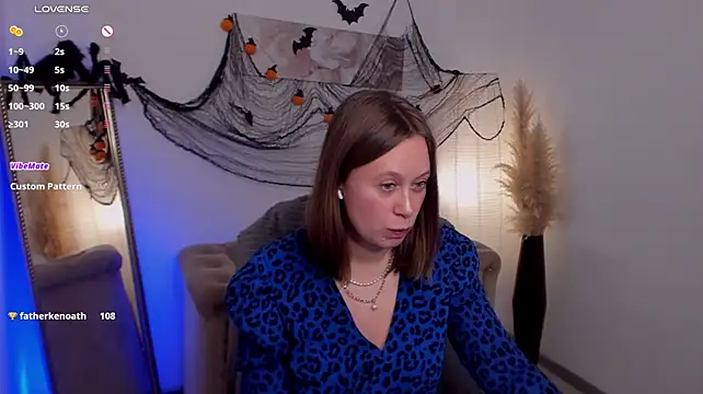Brooke_lover - show tits closer ;)
