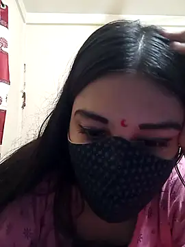Avantika__Roy - Boobs pressing in live 😘🥵😘