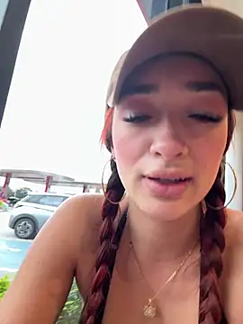 Ariiel_ - NAKED OUTSIDE THE CAR